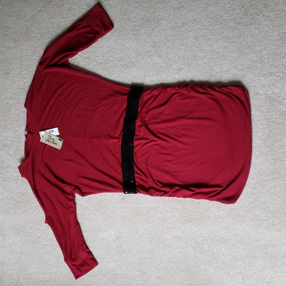 NWT True Freedom Wine Red 3/4 Sleeve Cold Shoulder Ruched Dress, Size L